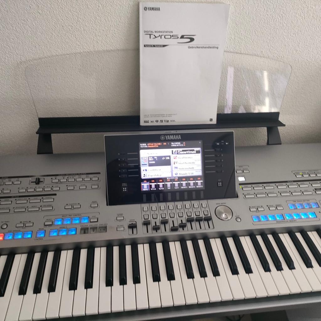 Tyros 5 XXL 76 toetsen, Muziek en Instrumenten, Keyboards, Ophalen of Verzenden, Gebruikt, 76 toetsen, Yamaha