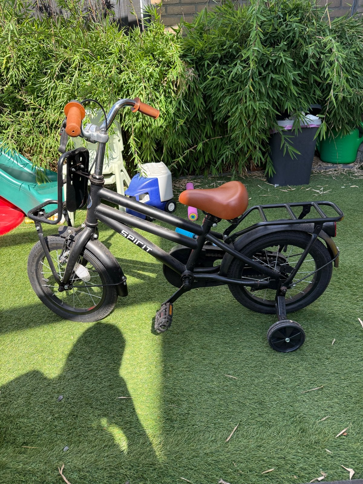 Degelijk Kinderfietsje 10/12 inch met Terugtraprem, Ophalen, Terugtraprem, Zijwieltjes, Minder dan 16 inch