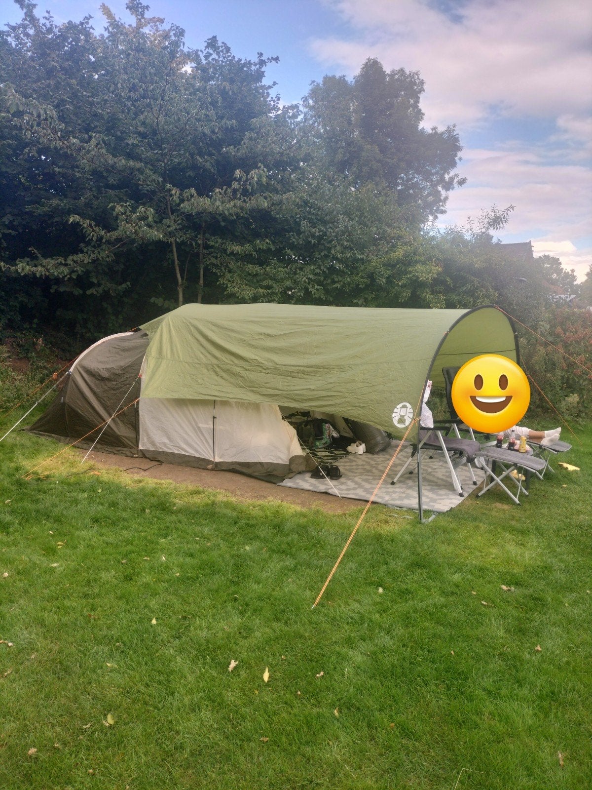 4 persoons tent en Coleman shelter. 2mnd oud, Caravans en Kamperen, Ophalen, Zo goed als nieuw