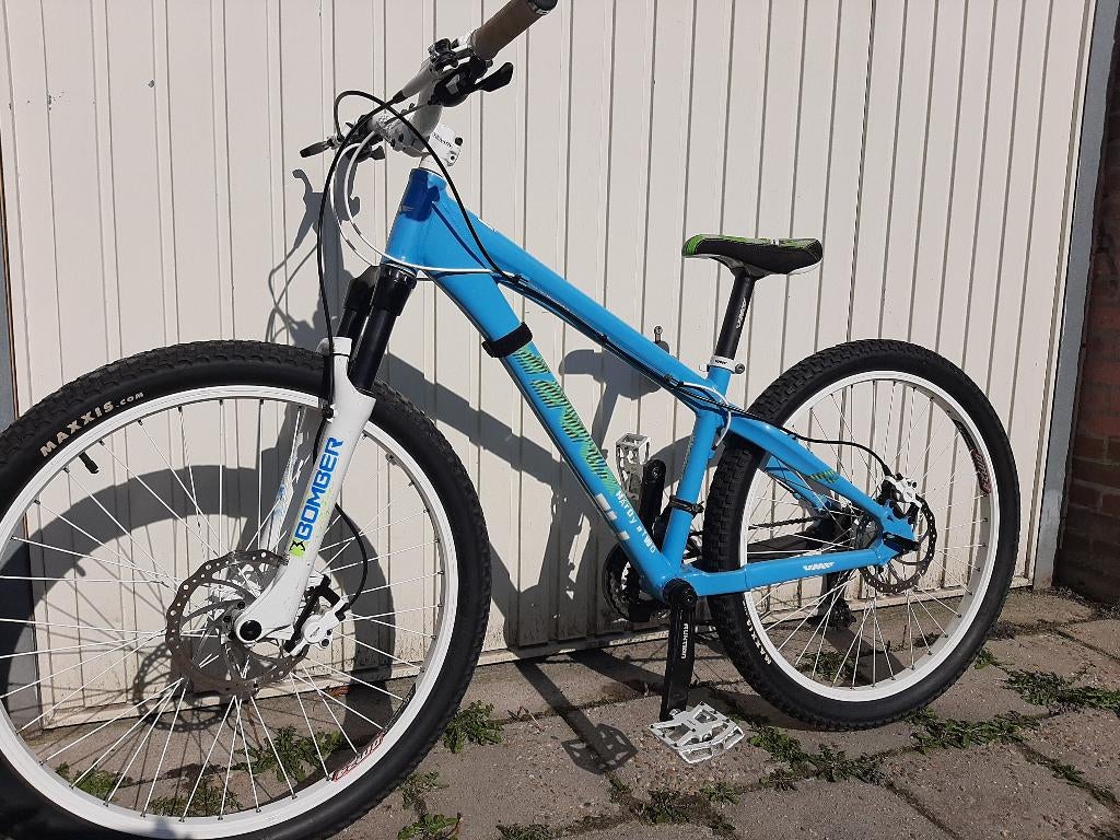 Originele UMF #2 Dirtbike / Freeride / Downhill Bike., Hardtail, Zo goed als nieuw, Schijfrem, Ophalen