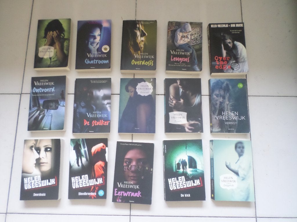 Heel veel boeken Helen Vreeswijk, Boeken, Ophalen of Verzenden, Gelezen, Helen Vreeswijk, Fictie