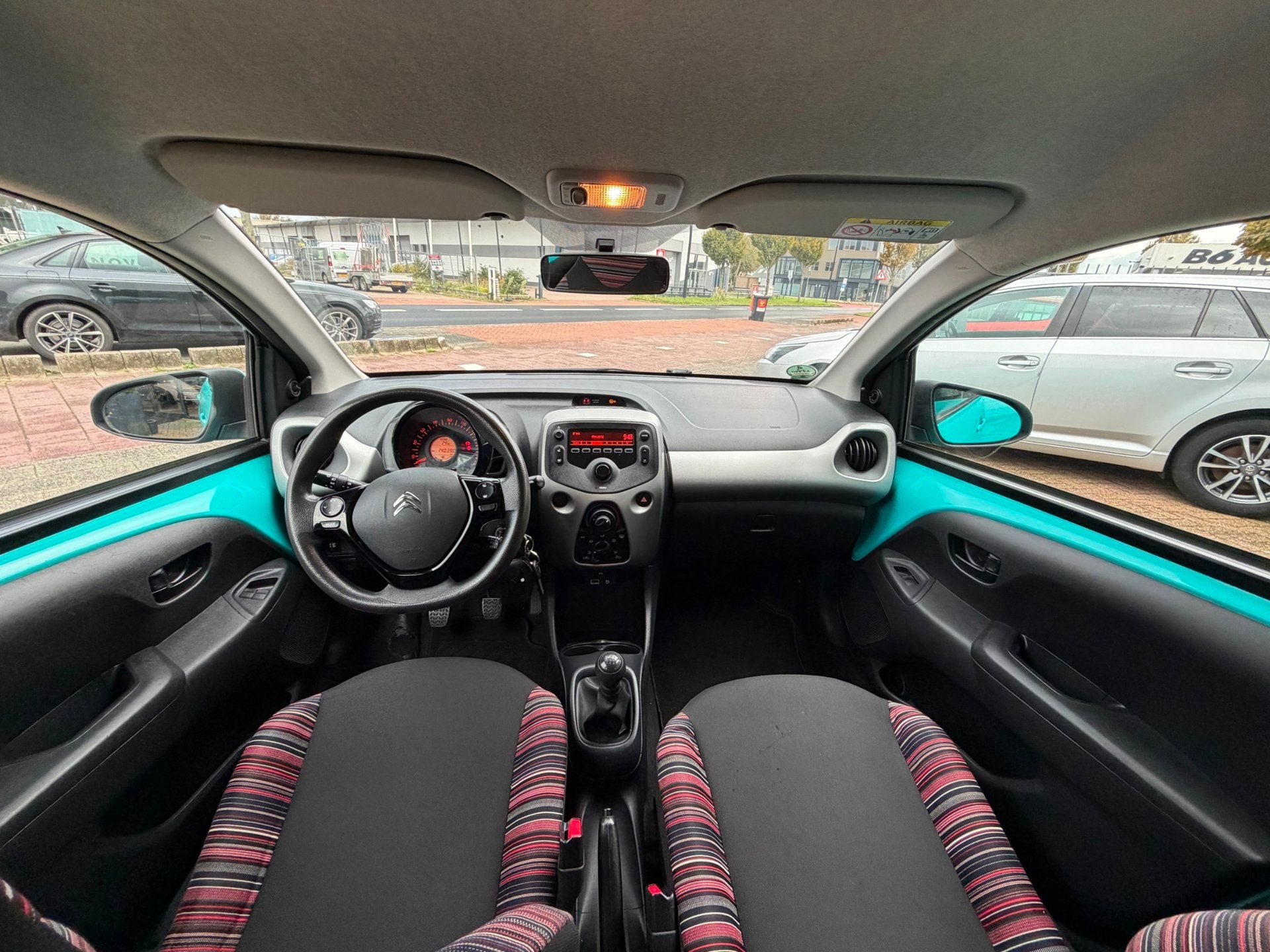 Citroen C1 1.0 e-VTi Selection Airco|Elektrisch pak|GoedOH, Voorwielaandrijving, Dealer onderhouden, Stof, Gebruikt