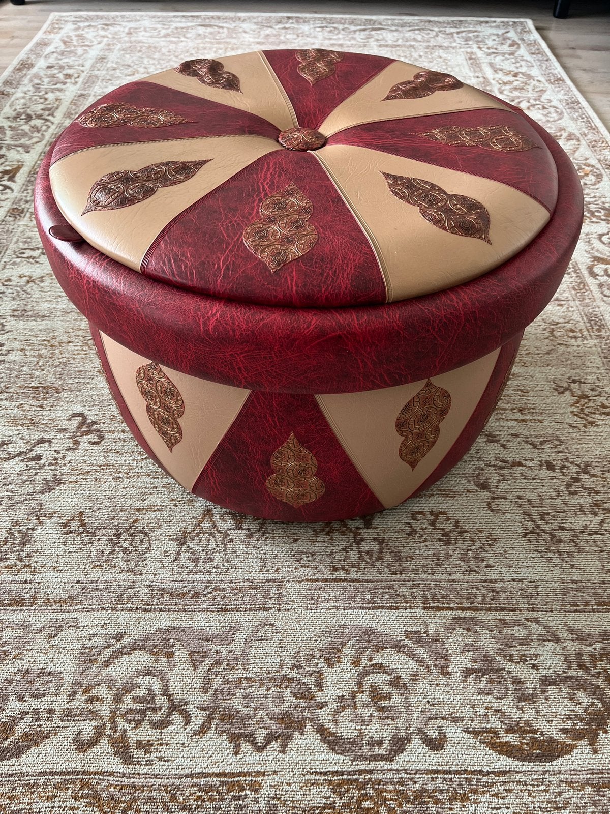 Vintage poef met opslagruimte, Ophalen, Minder dan 50 cm, Zo goed als nieuw, Leer