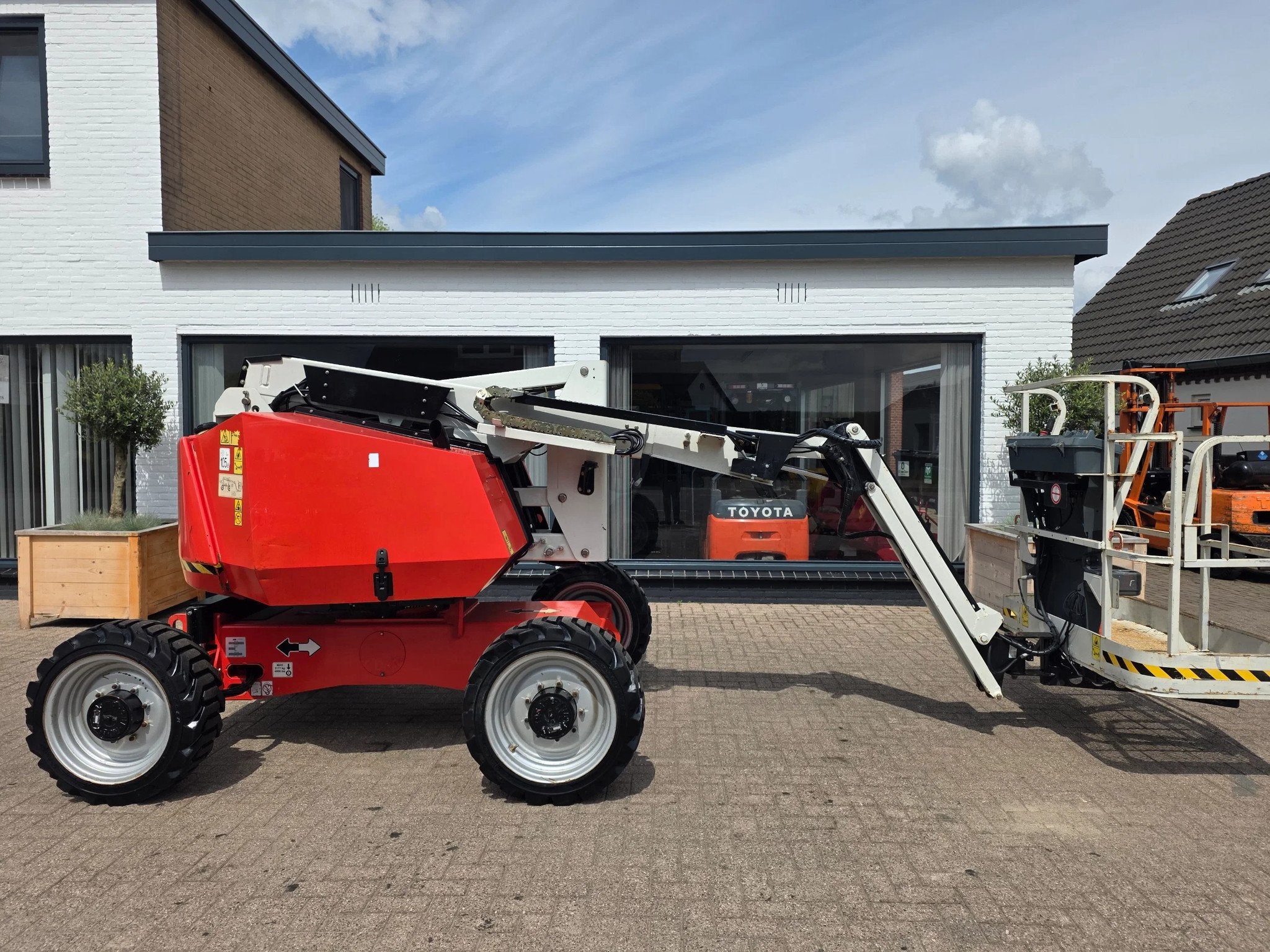 JLG 340aj knikarm hoogwerker (bj 2017)