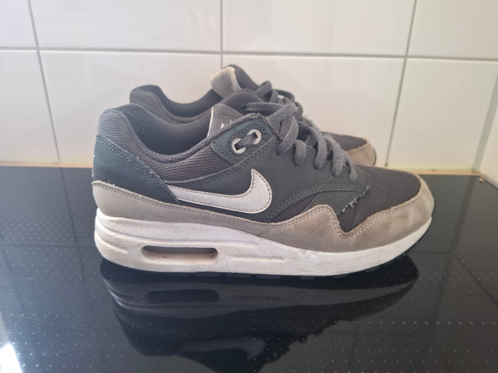Nike Air Max 1 maat 37,5!, Gebruikt, Ophalen of Verzenden, Nike, Jongen of Meisje