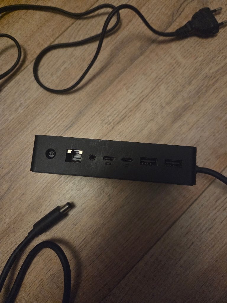 Microsoft Surface Docking Station met originele 199W voeding, Laptop, Ophalen of Verzenden, Microsoft, Docking station