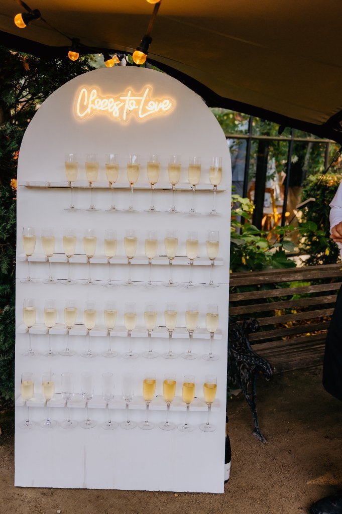 Champagnewall / champagnebord voor bruiloft – trouwdecoratie, Ophalen, Gebruikt, Versiering, Geboorte of Huwelijk