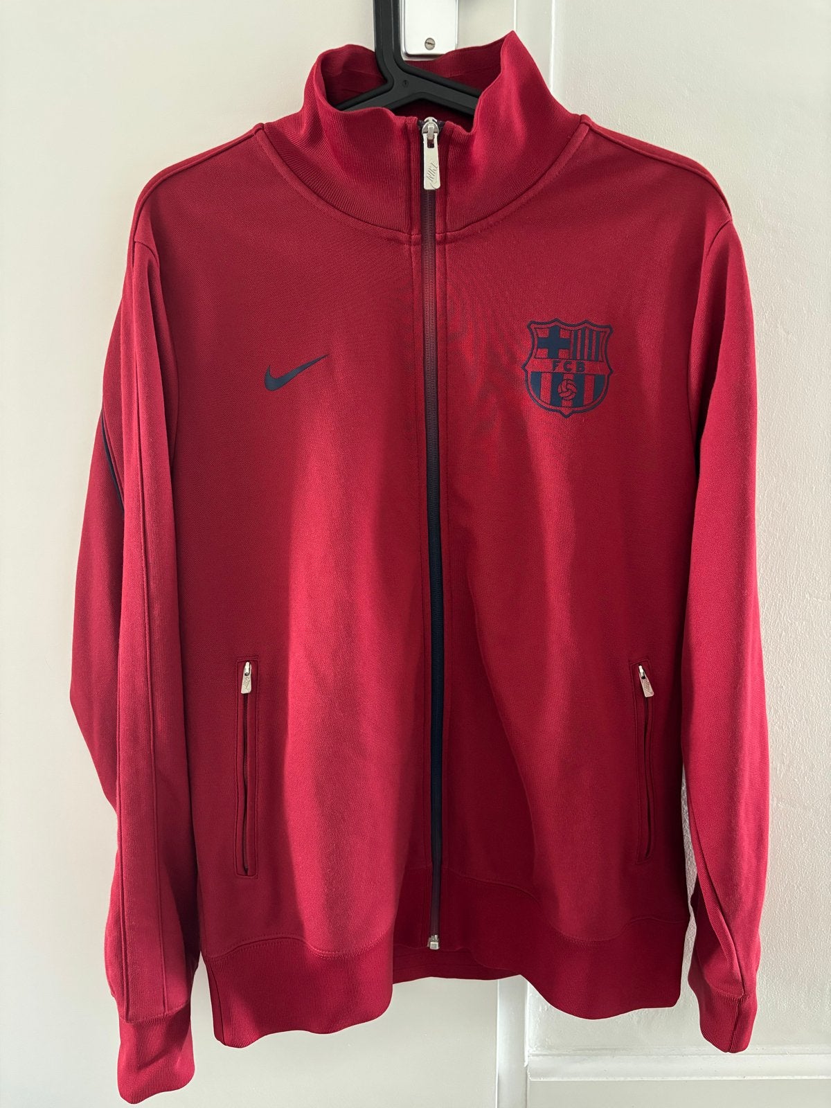 Retro FC Barcelona orgineel Trainingsjack Large messi xavi, Maat 52/54 (L), Ophalen of Verzenden, Voetbal, Gedragen