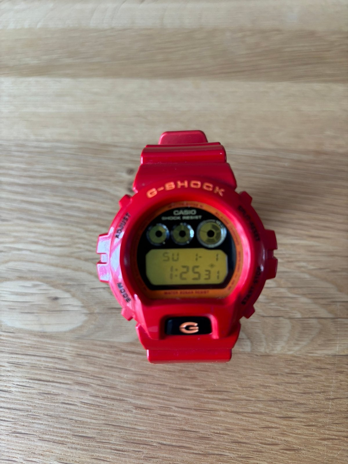 Casio G-Shock DW-6900CB-4 Rood – Origineel, Ophalen of Verzenden, Zo goed als nieuw, Rood, Jongen of Meisje