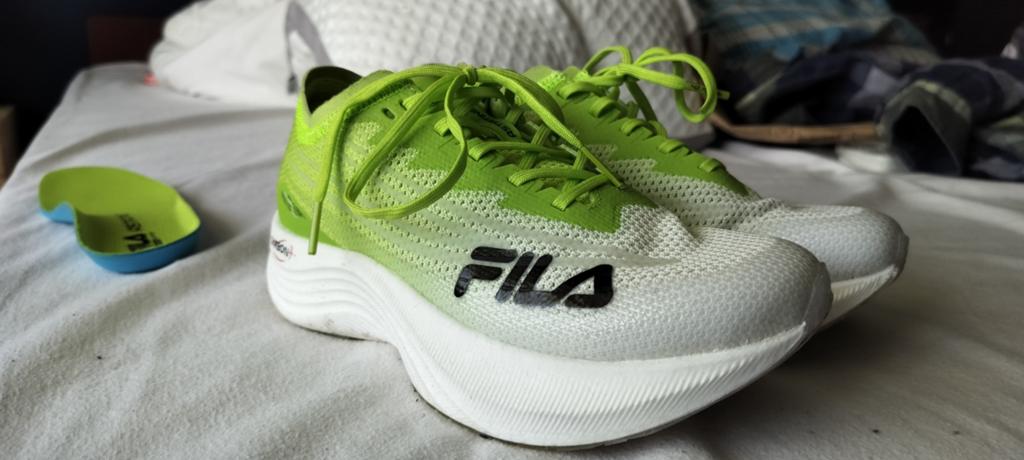 Fila hardloopschoenen met carbonplaat - Zo goed als nieuw, Overige merken, Hardloopschoenen, Ophalen of Verzenden, Zo goed als nieuw