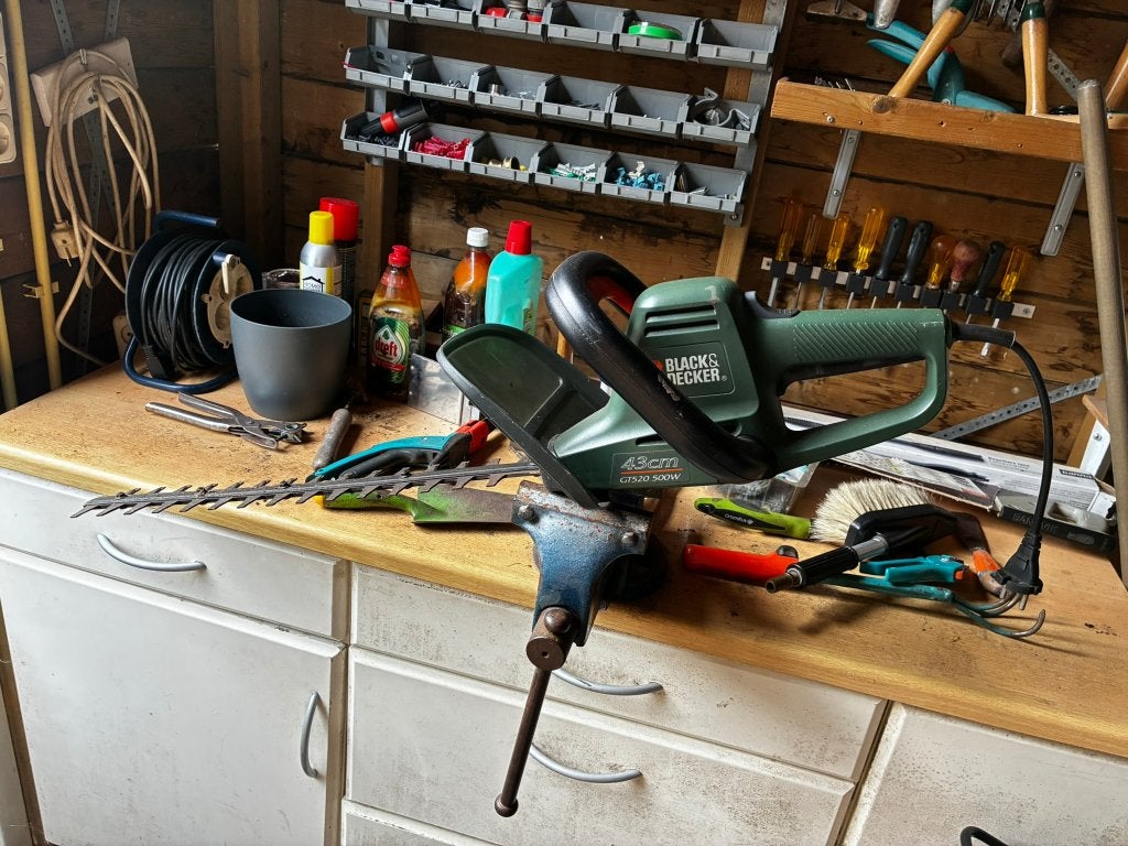 Black & Decker GT520 500W Heggenschaar 43cm, Ophalen, Gebruikt, Elektrisch, Black & Decker