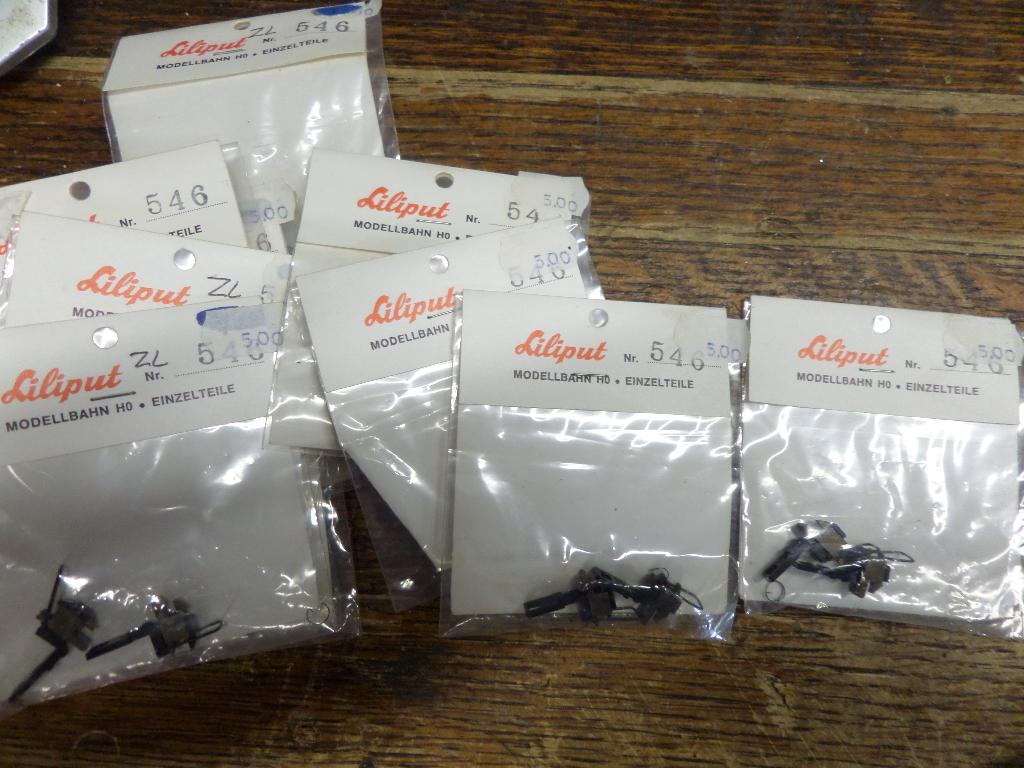liliput koppelingen no 544_ 548- 550 4euro een set, Hobby en Vrije tijd, Modeltreinen | H0, Gelijkstroom, Ophalen of Verzenden