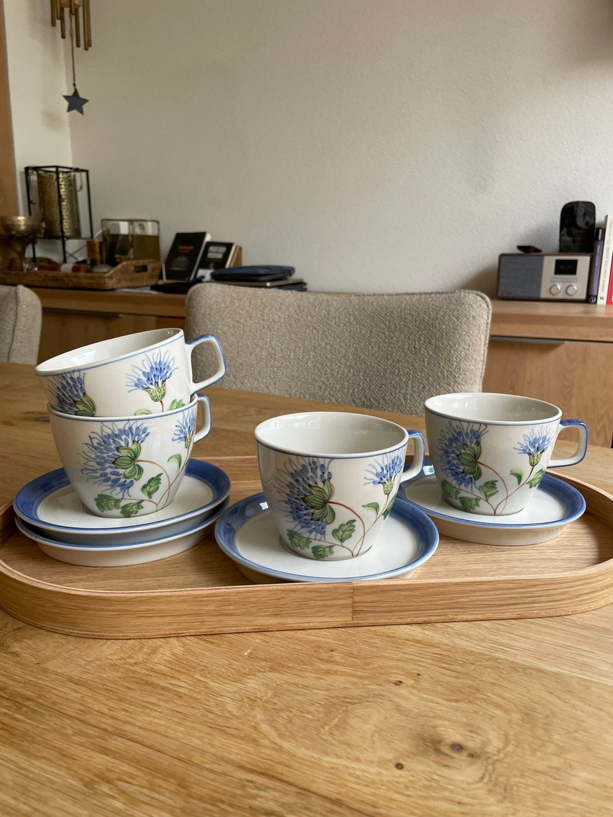 4 Vics Design  Porselein Cappuccino sets  235 ml Korenbloem, Ophalen, Zo goed als nieuw, Overige stijlen, Kop(pen) en/of Schotel(s)