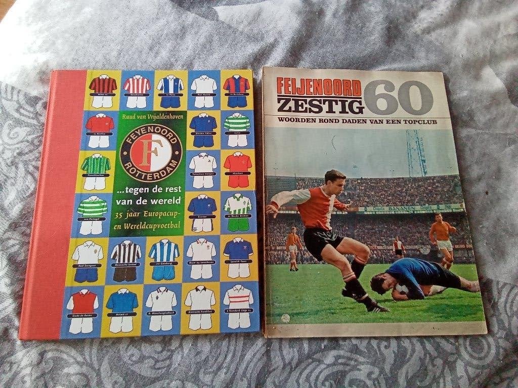 feyenoord tegen de rest van de wereld / 60 / tas / etc, Ophalen, Gelezen, Balsport