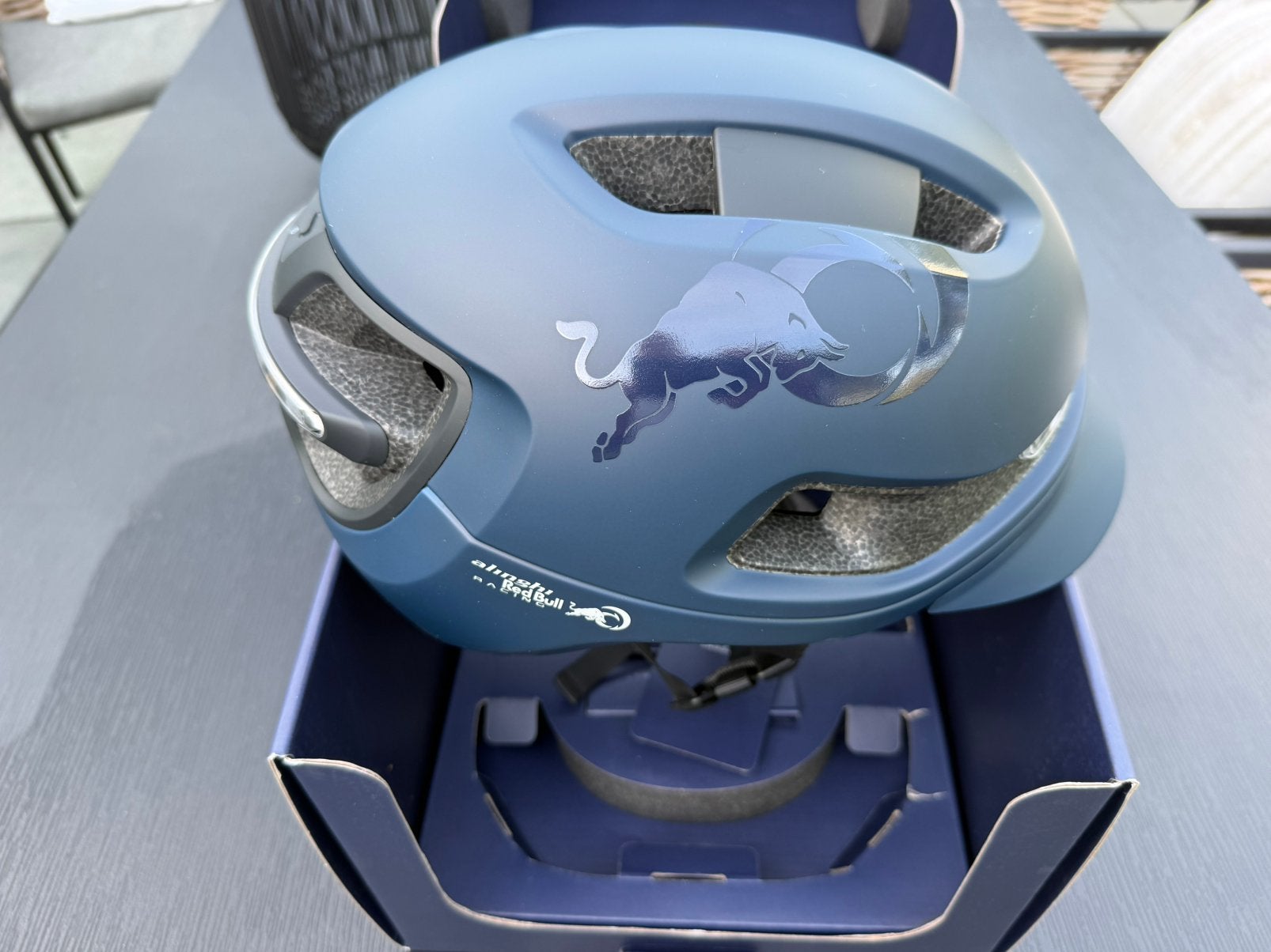Helm. Red-Bull. Speedpedelec. Nieuw maat L, Ophalen, Nieuw, L, Heer of Dame
