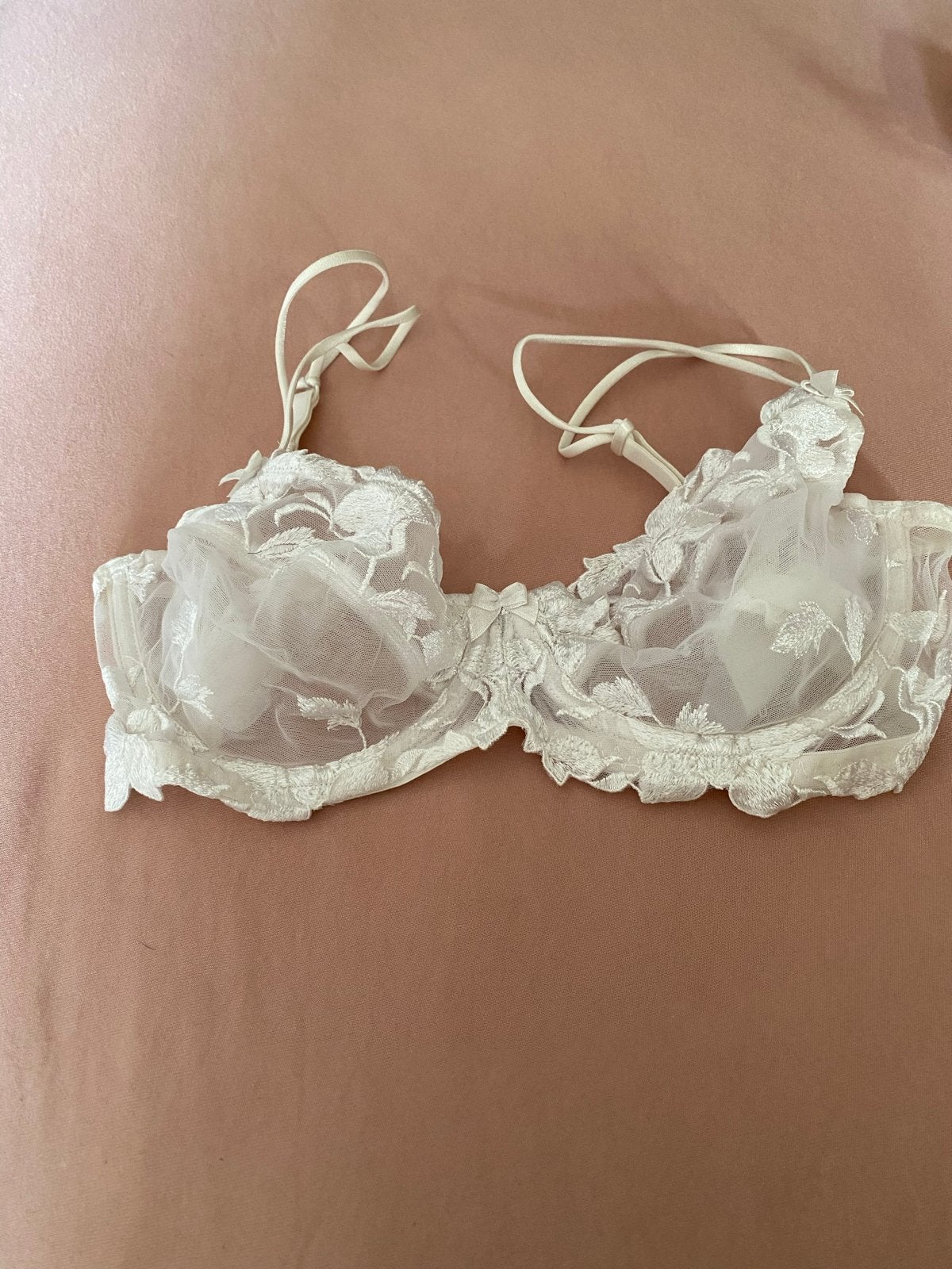 Hunkemöller set: BH 70E & string S, wit, kant, nauwelijks ge, Ophalen of Verzenden, Wit, Setje