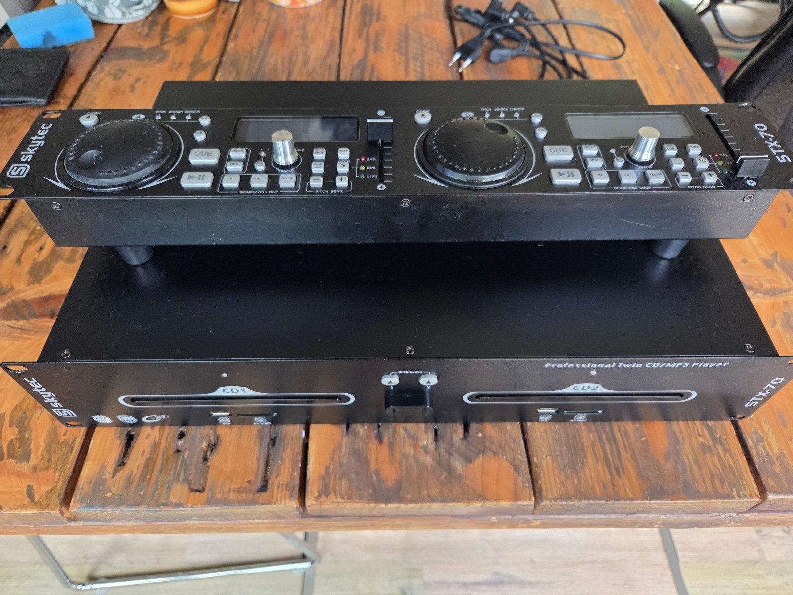Zeer nette! Skytec STX-70 Professional Twin CD/MP3 + usb, Ophalen of Verzenden, Audio
