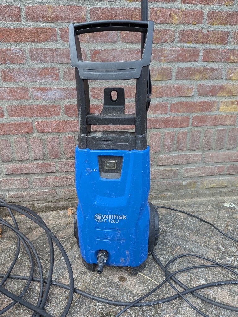 Nilfisk hogedrukreiniger, Ophalen, Gebruikt, Met autostop en -start, Elektrisch