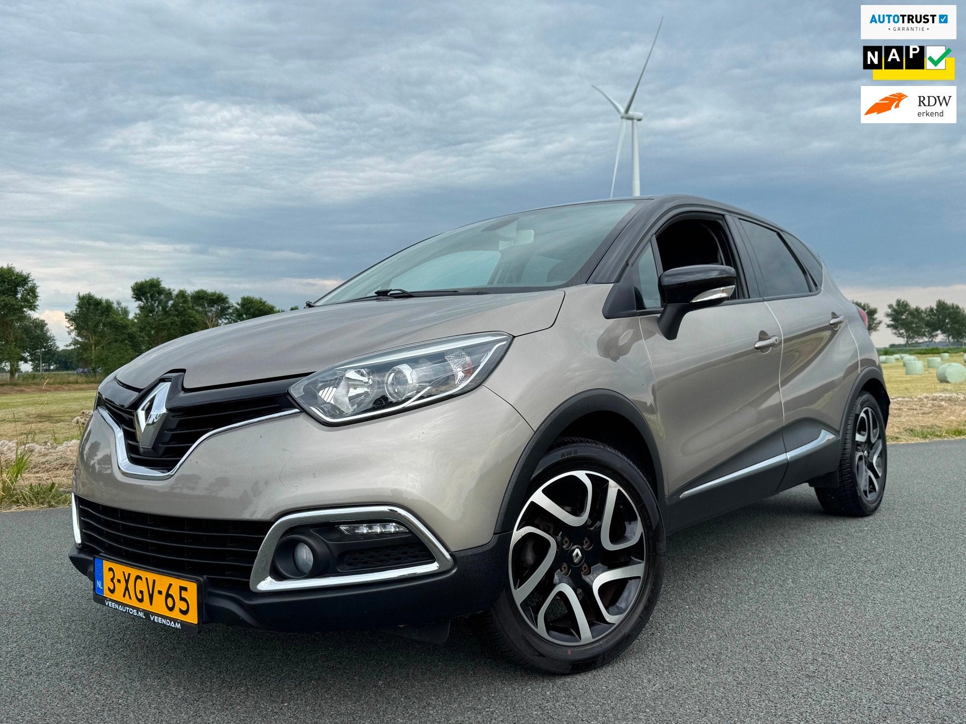 Renault Captur 0.9 TCe Dynamique Led Cruise Trekhaak NAP!, Voorwielaandrijving, Gebruikt, Bruin, 49 €/maand
