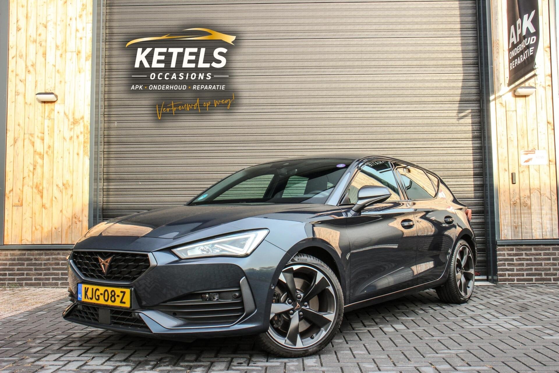 CUPRA Leon 2.0eTSI Business Edition Trekhaak, Kuipstoelen, Auto's, Gebruikt, Euro 6, 1984 cc, Leon