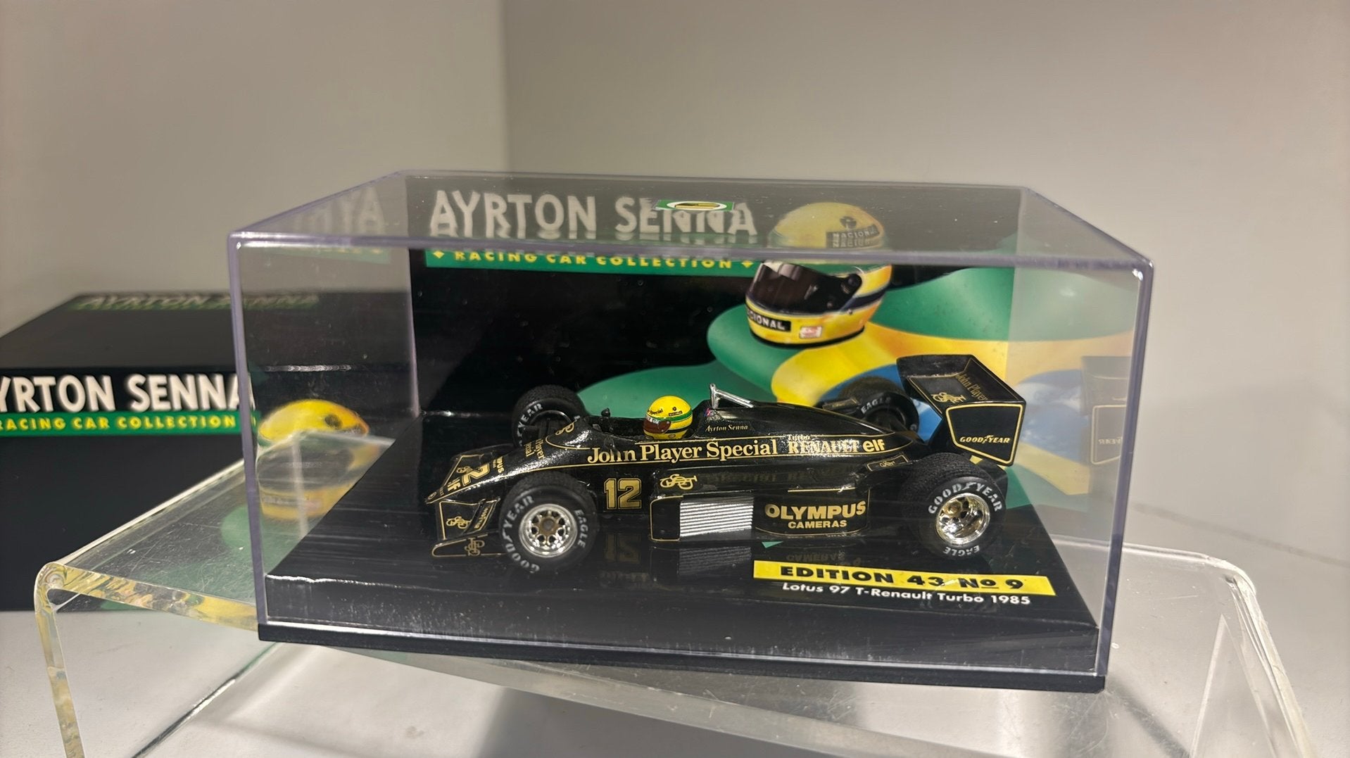 F1 lotus 97 t - renault turbo senna 1985 minichamps 1.43, Auto, Ophalen of Verzenden, MiniChamps, A