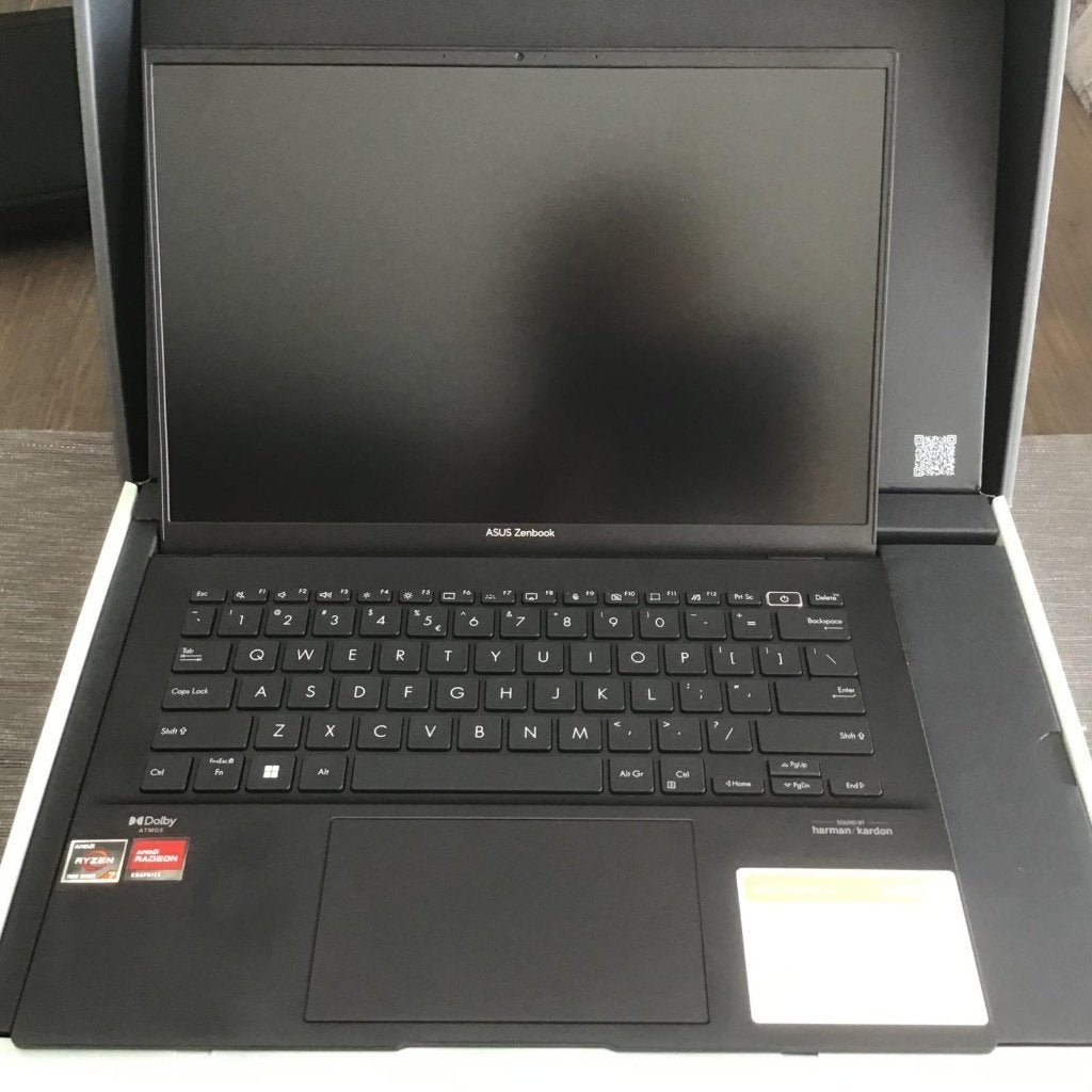 Te Koop: Laptop Asus Zenbook 14 + Muis + Hoes, Ophalen, Met videokaart, Qwerty, ASUS