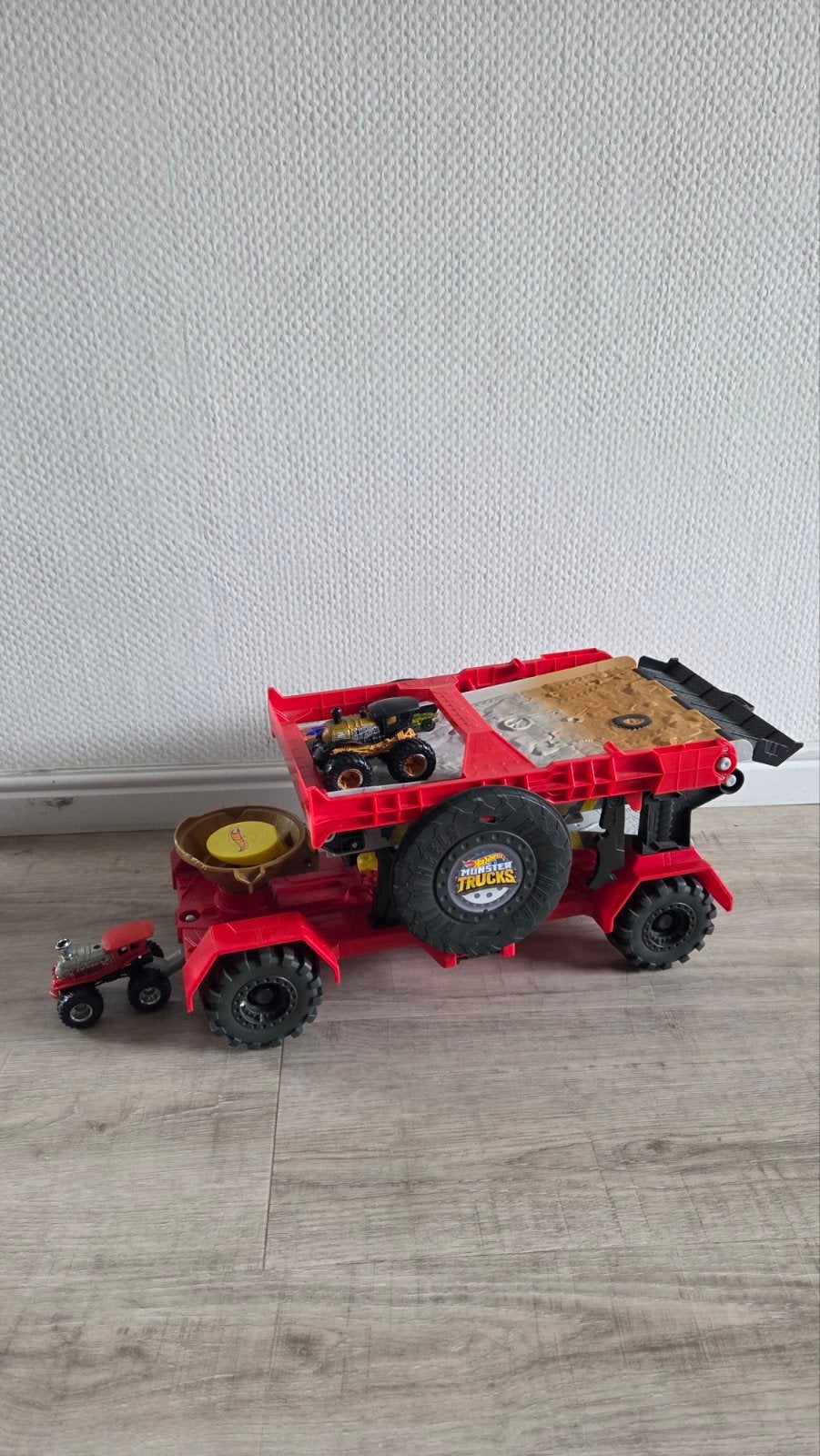 Hot Wheels Monster Truck Racebaan met auto's en trucks, Ophalen of Verzenden, Hot Wheels, Handmatig, Racebaan