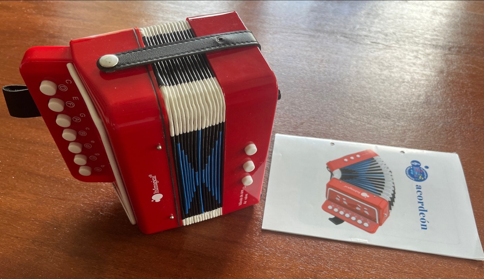 Itsimagical Kinderaccordeon Rood, Muziek en Instrumenten, Accordeons, Gebruikt, Overige formaten, Knopaccordeon, Ophalen
