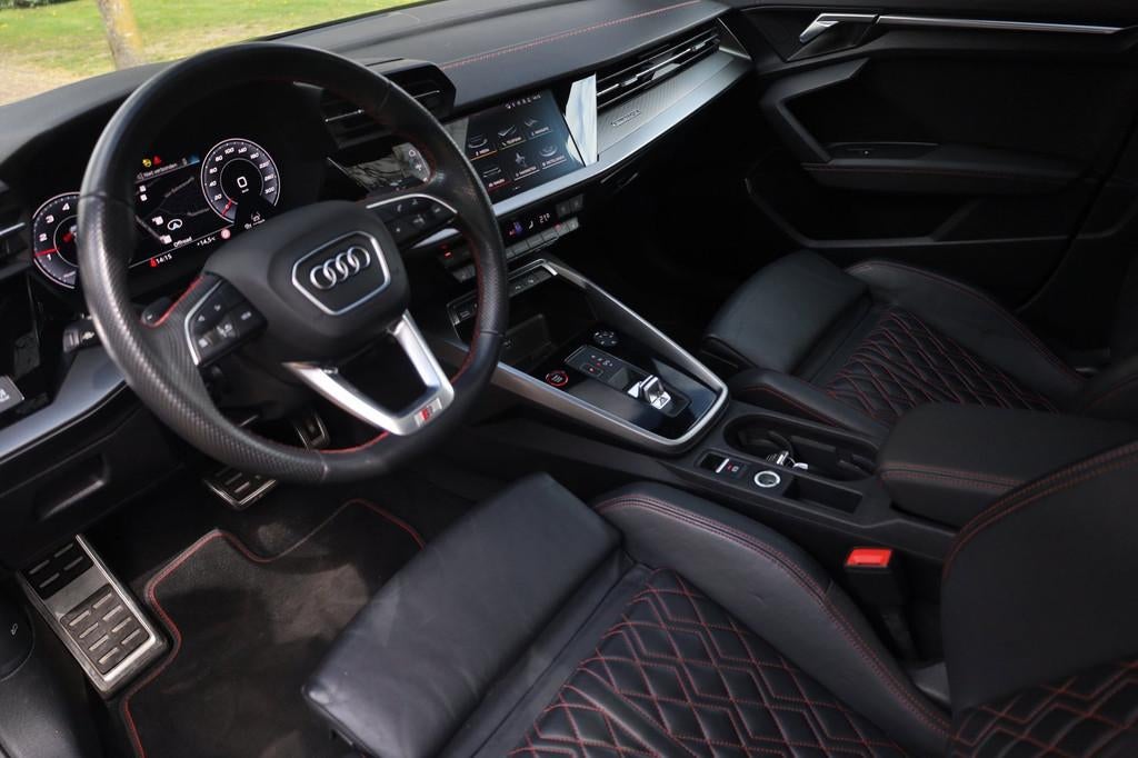 Audi S3 2.0 TFSI Limousine quattro Aut. | RS-Zetels | Panora, Auto's, Audi, S3, Gebruikt, 4 cilinders, 1984 cc