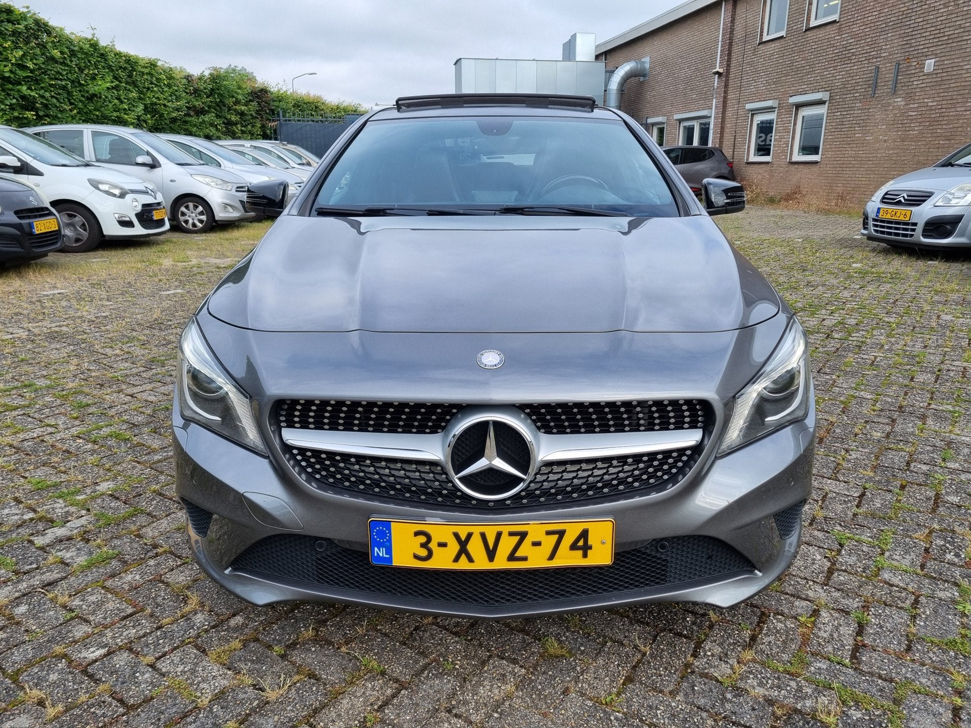 Mercedes-Benz CLA-Klasse 200 Ambition PANODAK ORIGINEE, Gebruikt, Euro 6, 715 kg, Bedrijf
