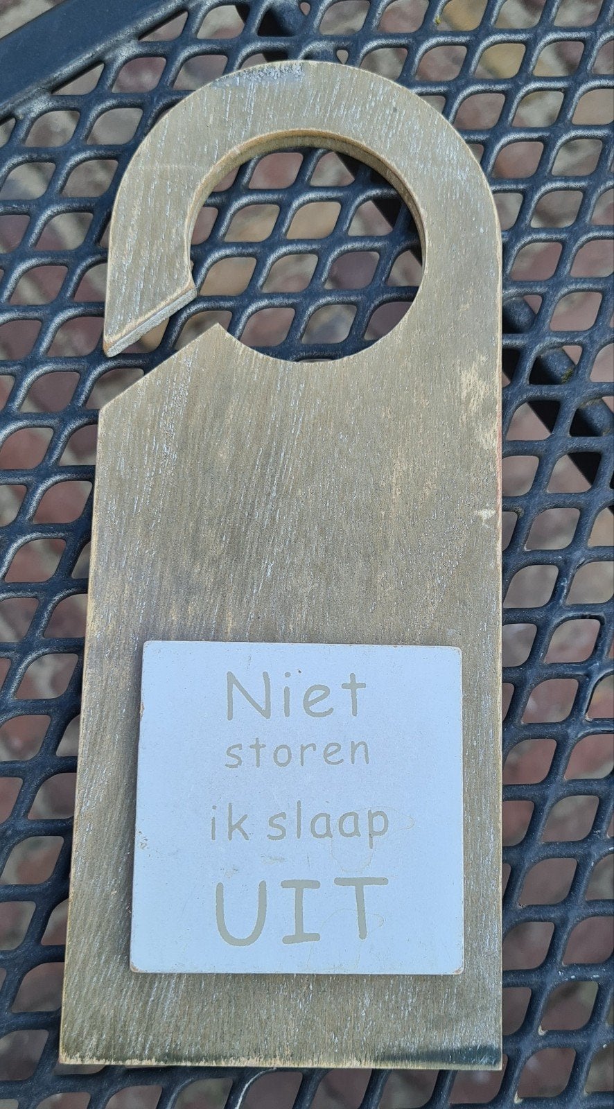 Deurhanger "Niet storen ik slaap UIT" - Hout, Ophalen of Verzenden, Gebruikt, Grijs, Hout