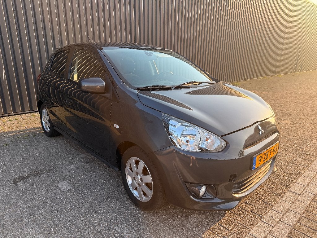 Mitsubishi Space Star 1.0 | 1E EIGENAAR | CARPLAY | NAP, Voorwielaandrijving, Euro 5, Stof, Zwart
