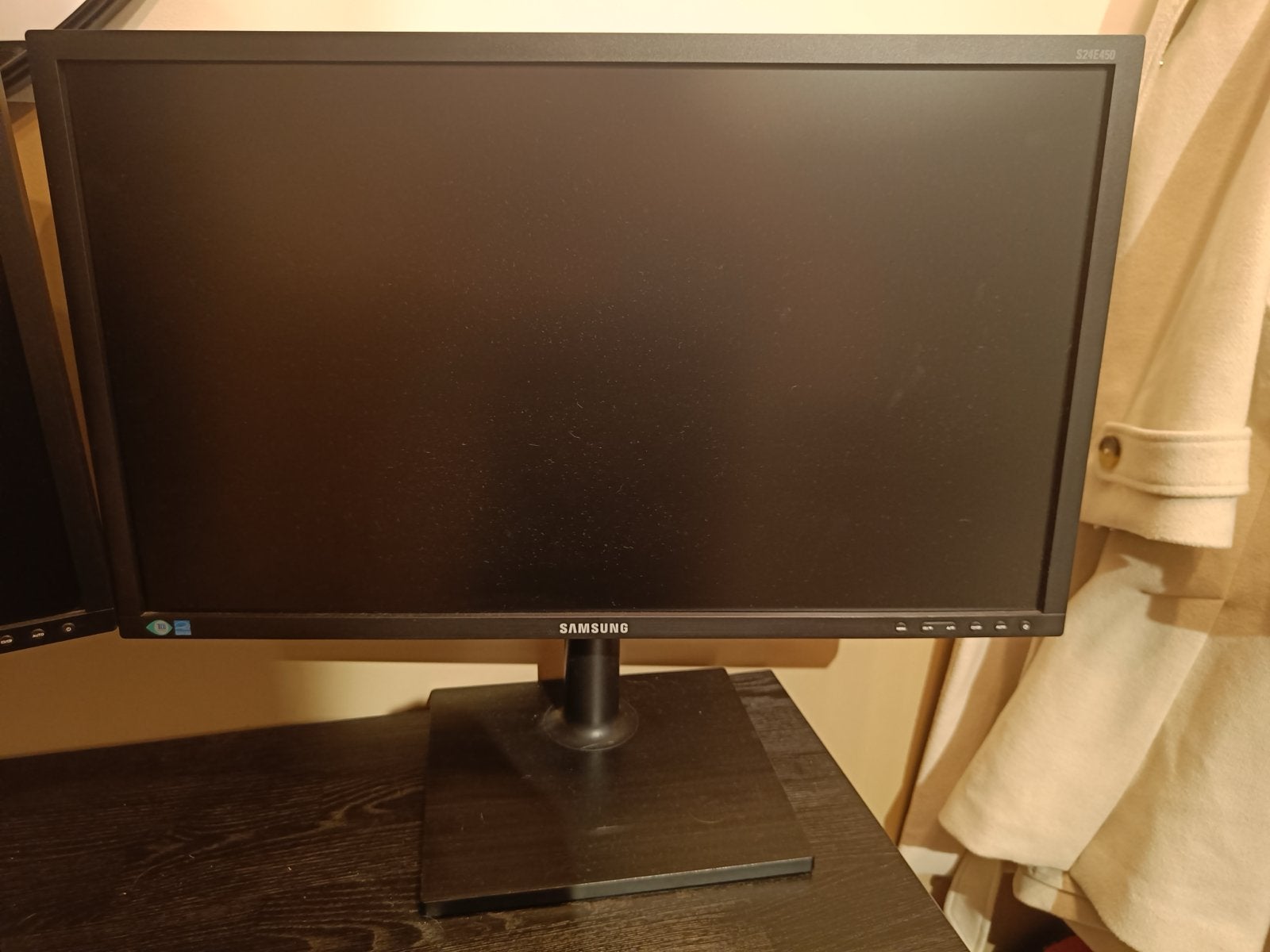Samsung S24E450B Monitor - 24 inch Full HD, In hoogte verstelbaar, Full HD, Ophalen of Verzenden, Zo goed als nieuw