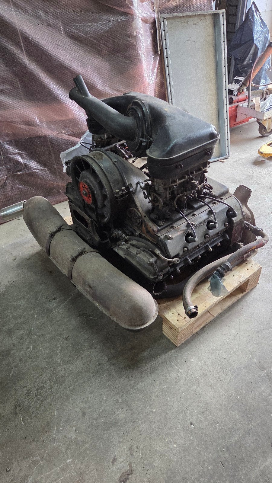 Porsche 911 motorblok uit 1968, Ophalen, Porsche