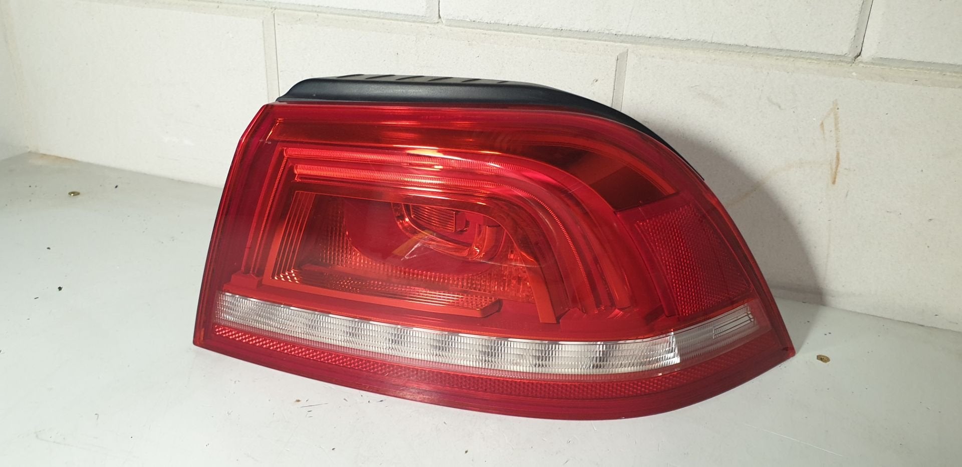 Achterlicht VW Eos facelift 1q0945096 rechts buiten passagie, Gebruikt, Volkswagen, Volkswagen AG, Berliner Ring 2
38440  Wolfsburg, DE