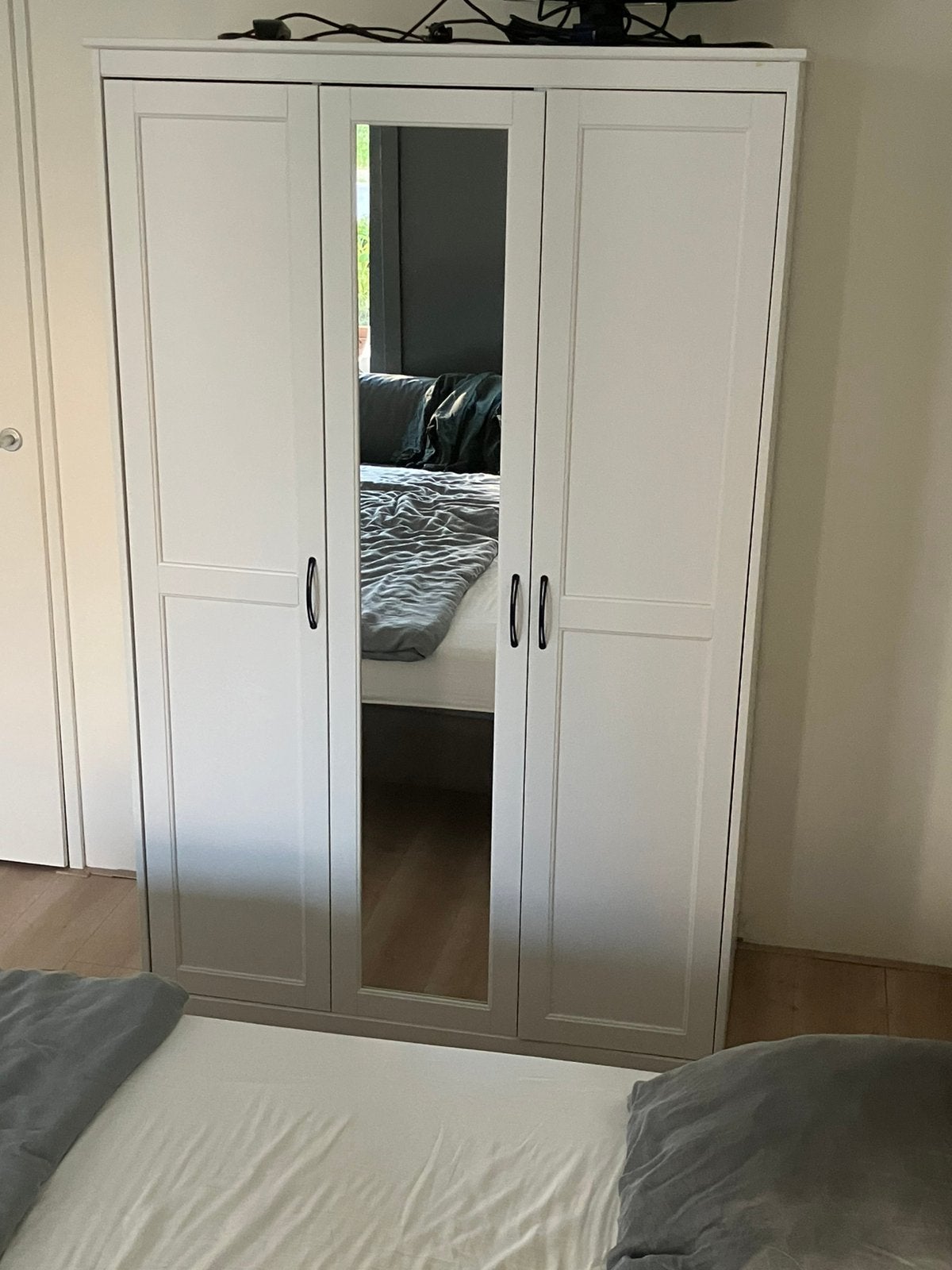 Kledingkast Songesand IKEA, Ophalen, Met deur(en), 50 tot 100 cm, Zo goed als nieuw