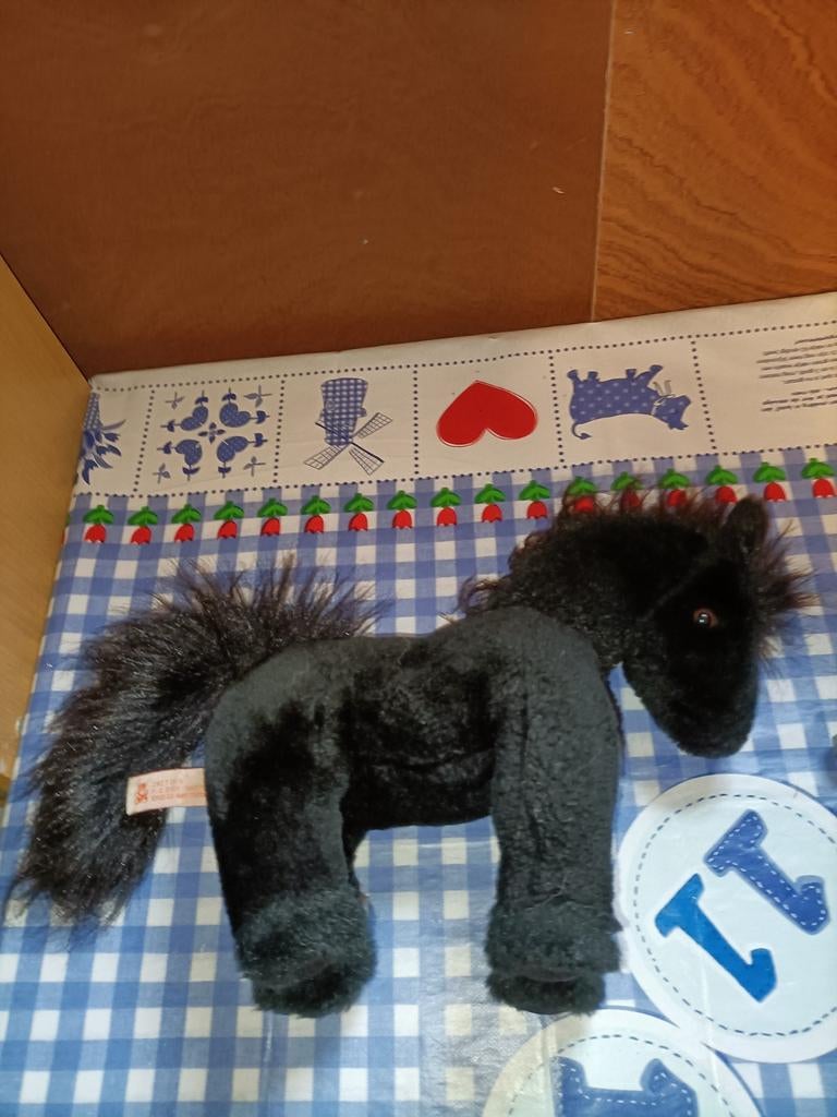 Zwart paard knuffel Little Jockey Unitoys Amsterdam, Kinderen en Baby's, Speelgoed | Knuffels en Pluche, Ophalen of Verzenden