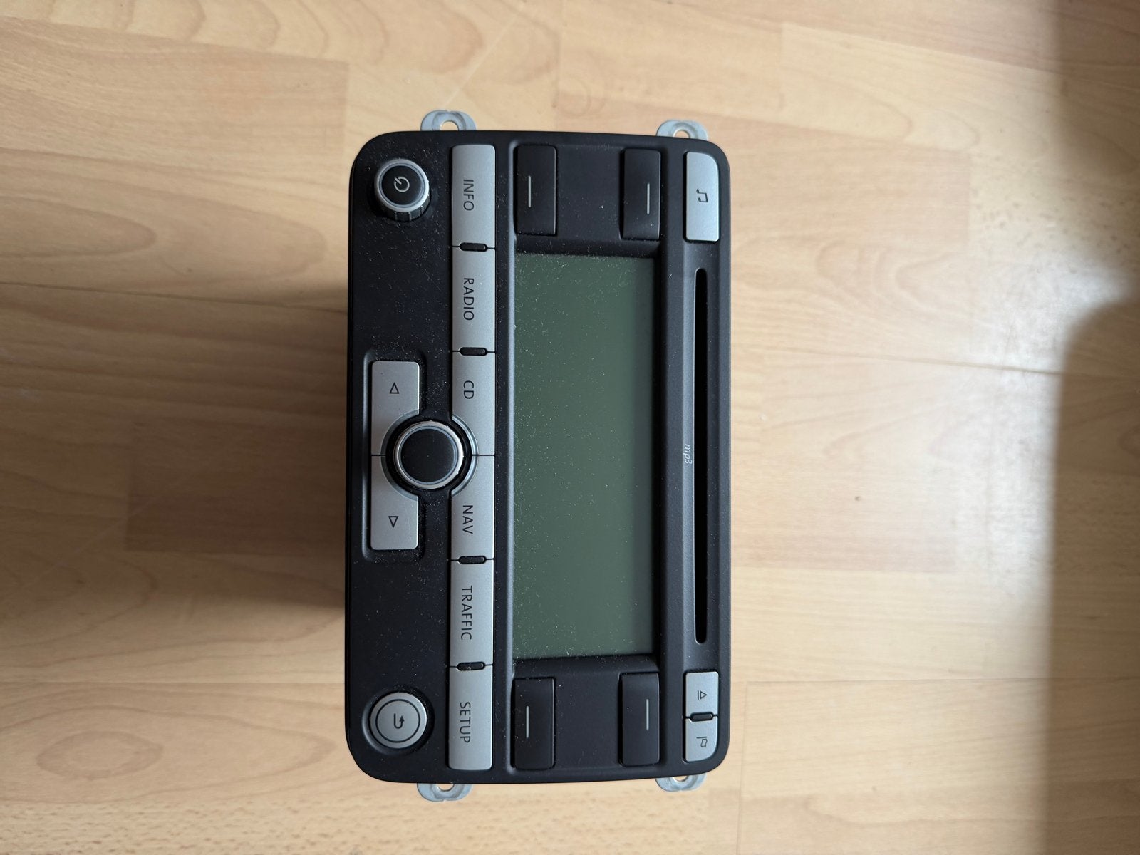 Volkswagen RNS 310 Navigatiesysteem Radio CD Speler met code, Ophalen of Verzenden, Gebruikt