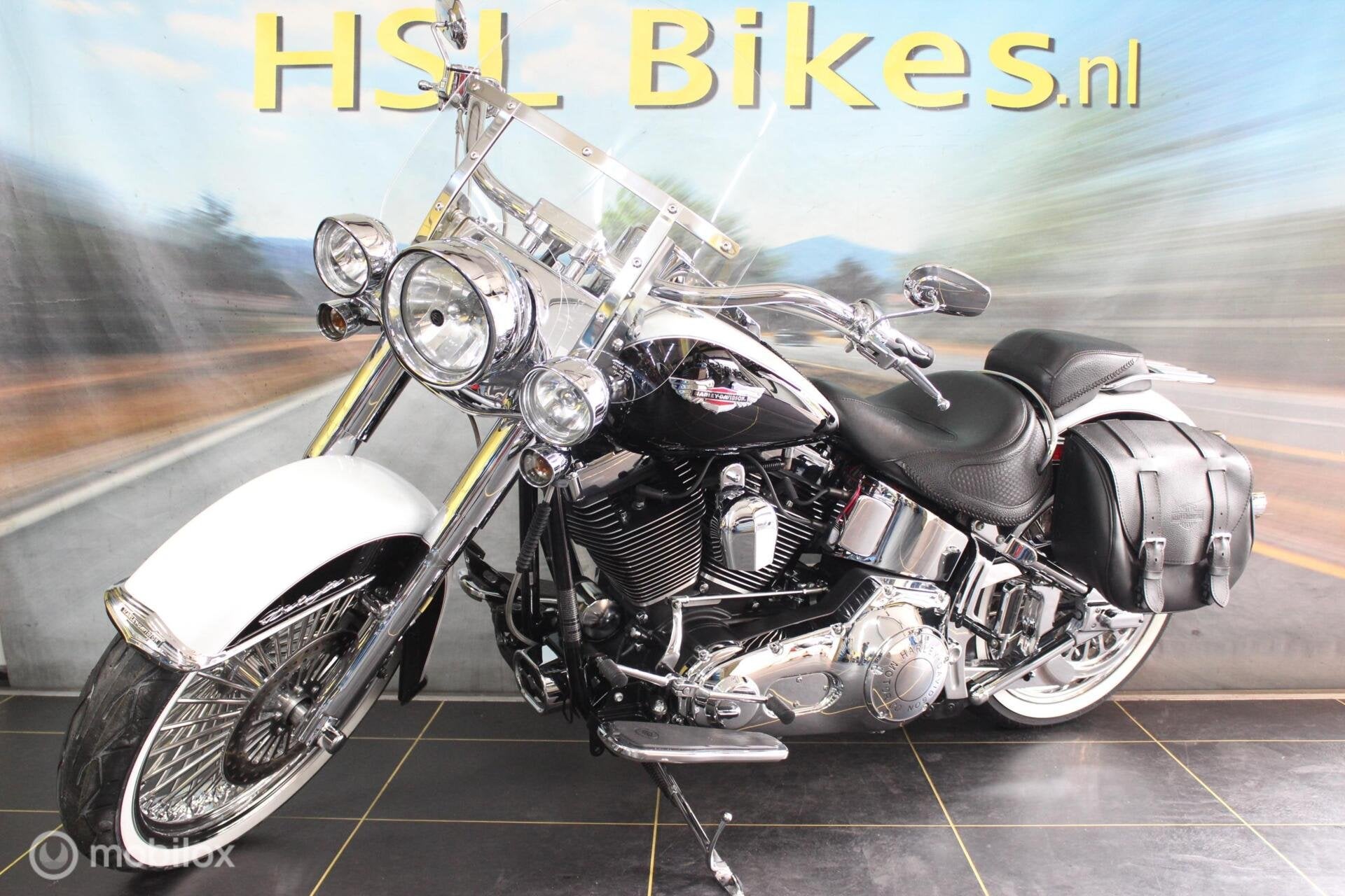 Harley Davidson 88 FLSTNI Softtail Deluxe, Motoren, Motoren | Harley-Davidson, Chopper, Bedrijf, 1449 cc, Meer dan 35 kW