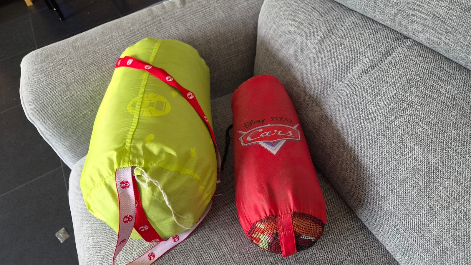 Slaapzakken voor kinderen: Coleman en Disney Cars, Caravans en Kamperen, Slaapzakken, Ophalen, Gebruikt