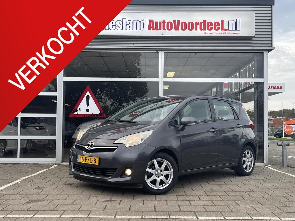 Toyota Verso-S 1.3 VVT-i Aspiration /Cruise/Clima/NAVI/Camer, Auto's, Toyota, Voorwielaandrijving, Euro 5, Stof, Gebruikt