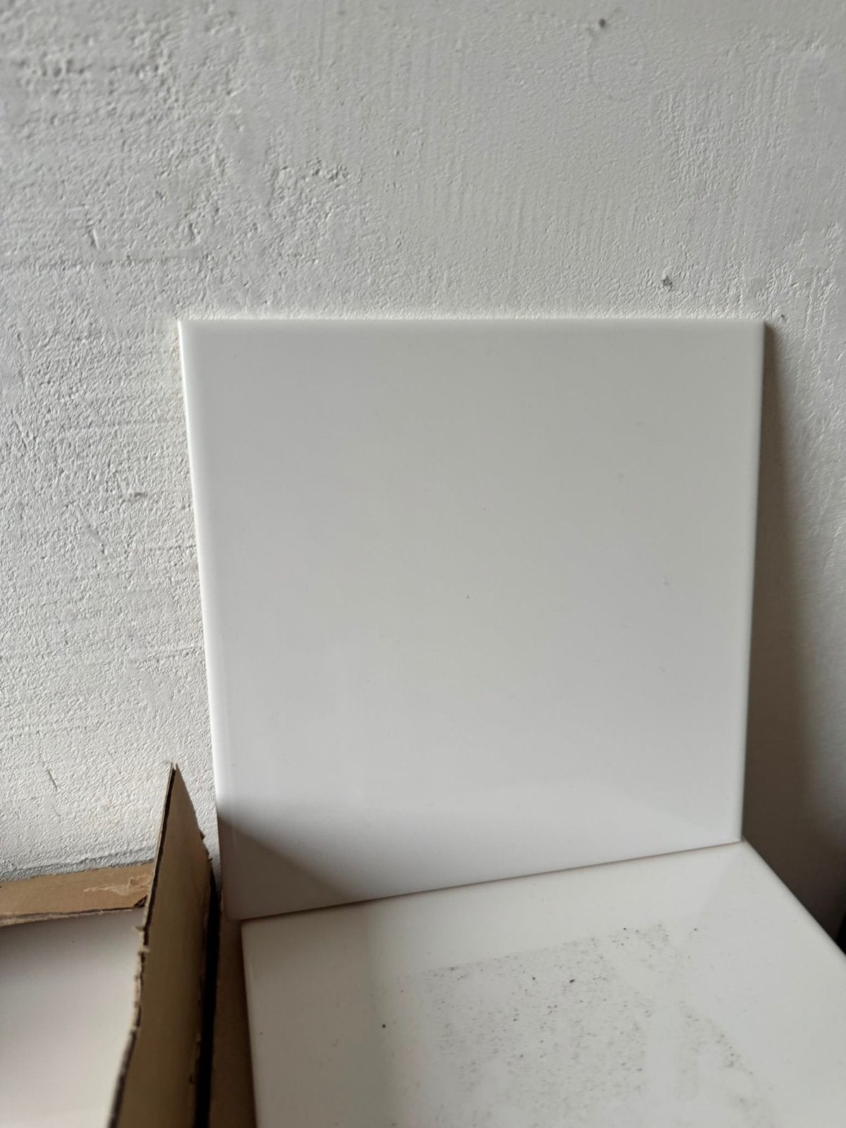 16m2 nieuwe witte tegels 20x20cm, Ophalen, Nieuw, 20 tot 40 cm, 10 m² of meer