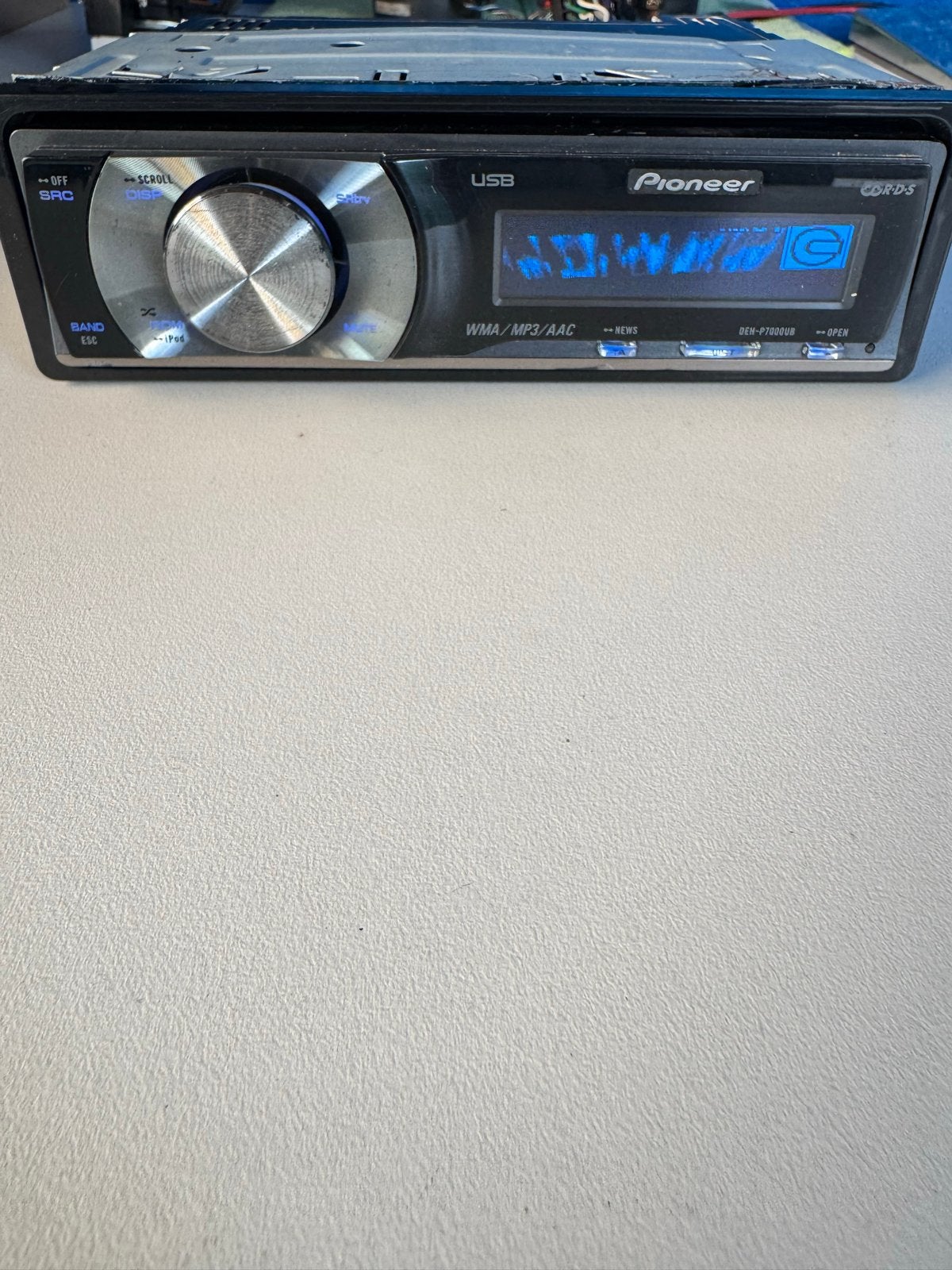 Pioneer DEH-P7000UB Autoradio met Bluetooth adapter USB CD, Ophalen of Verzenden, Zo goed als nieuw