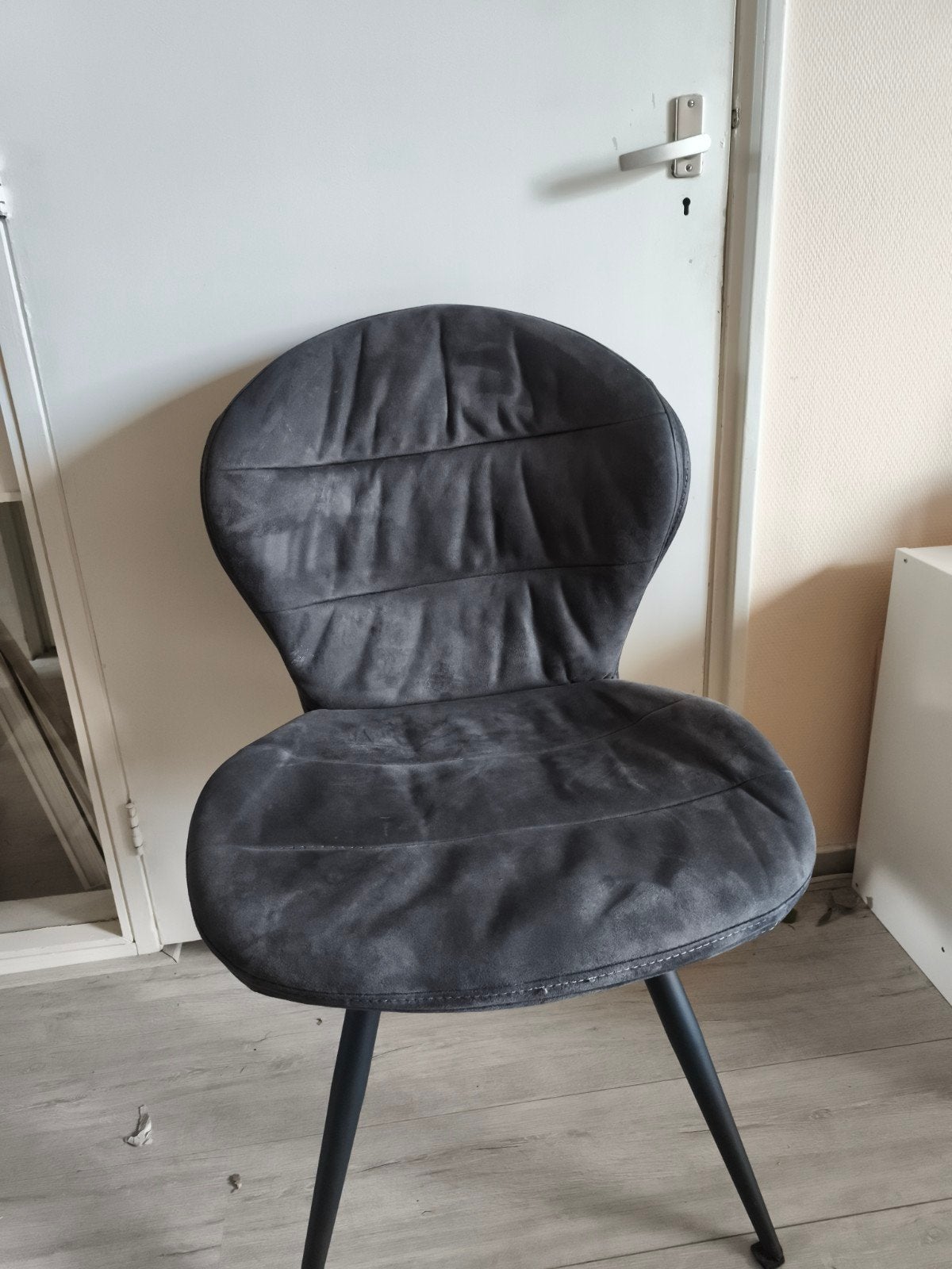 Klein tafel stoeltje zacht en licht, Huis en Inrichting, Ophalen, Eén