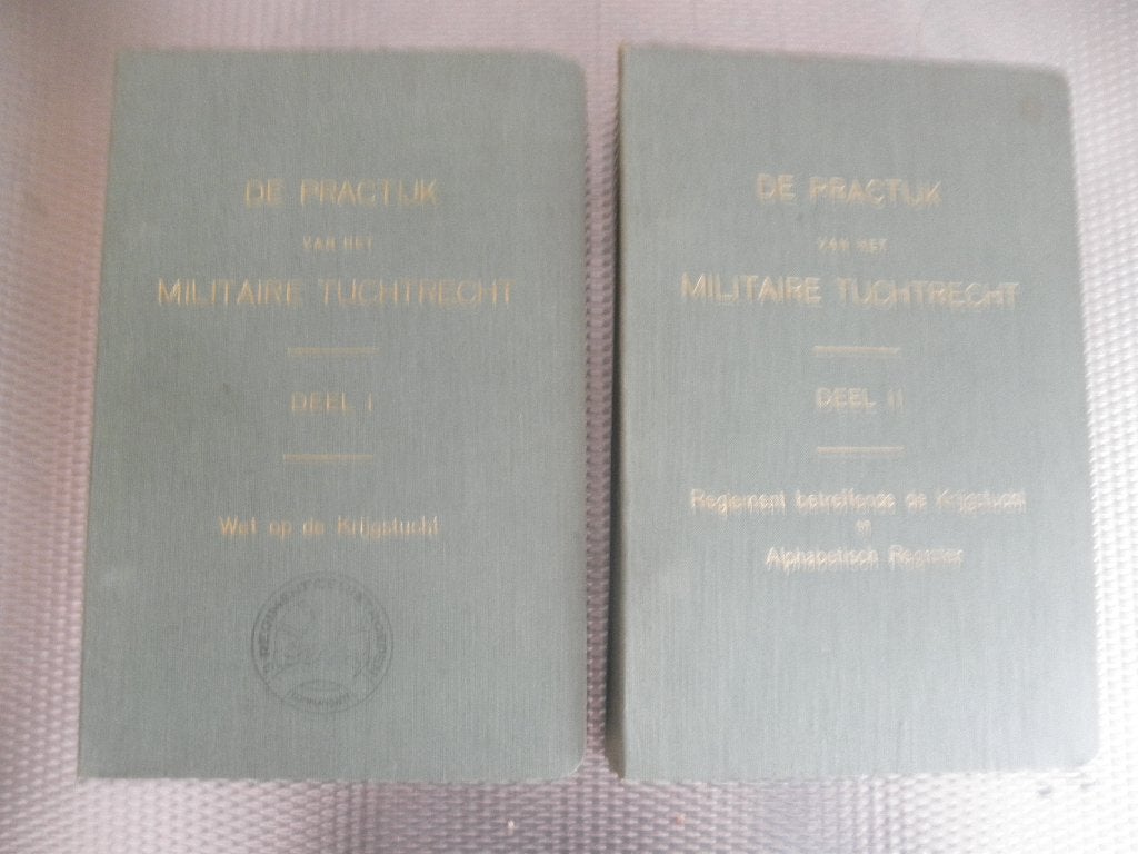 Twee wetboeken van 3 Regiment Genietroepen uit 1946, Gelezen, Ophalen of Verzenden, Landmacht, Voor 1940