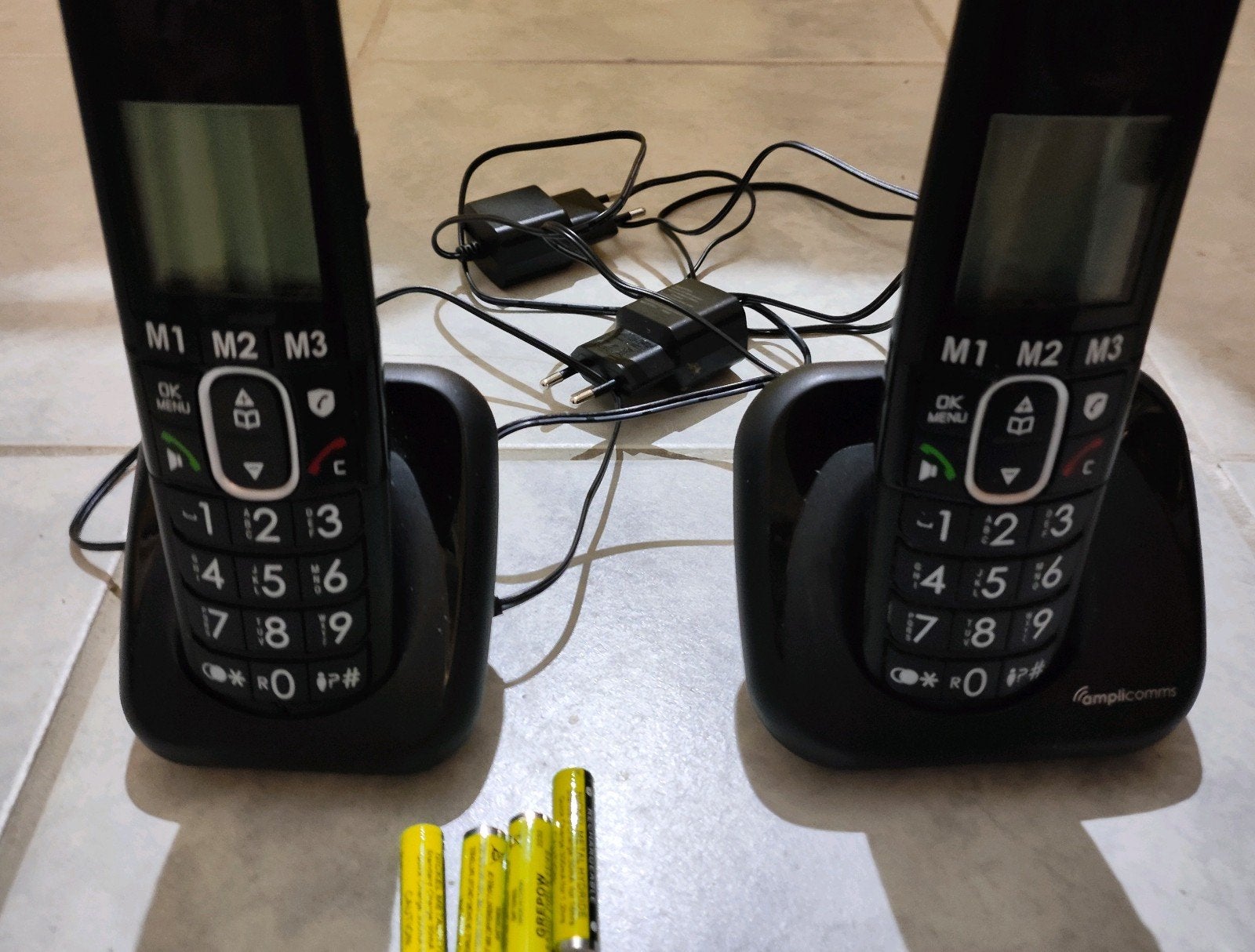 Amplicomms BigTel 40 Plus Draadloze Telefoons (2 stuks), Ophalen of Verzenden, Gebruikt, 2 handsets