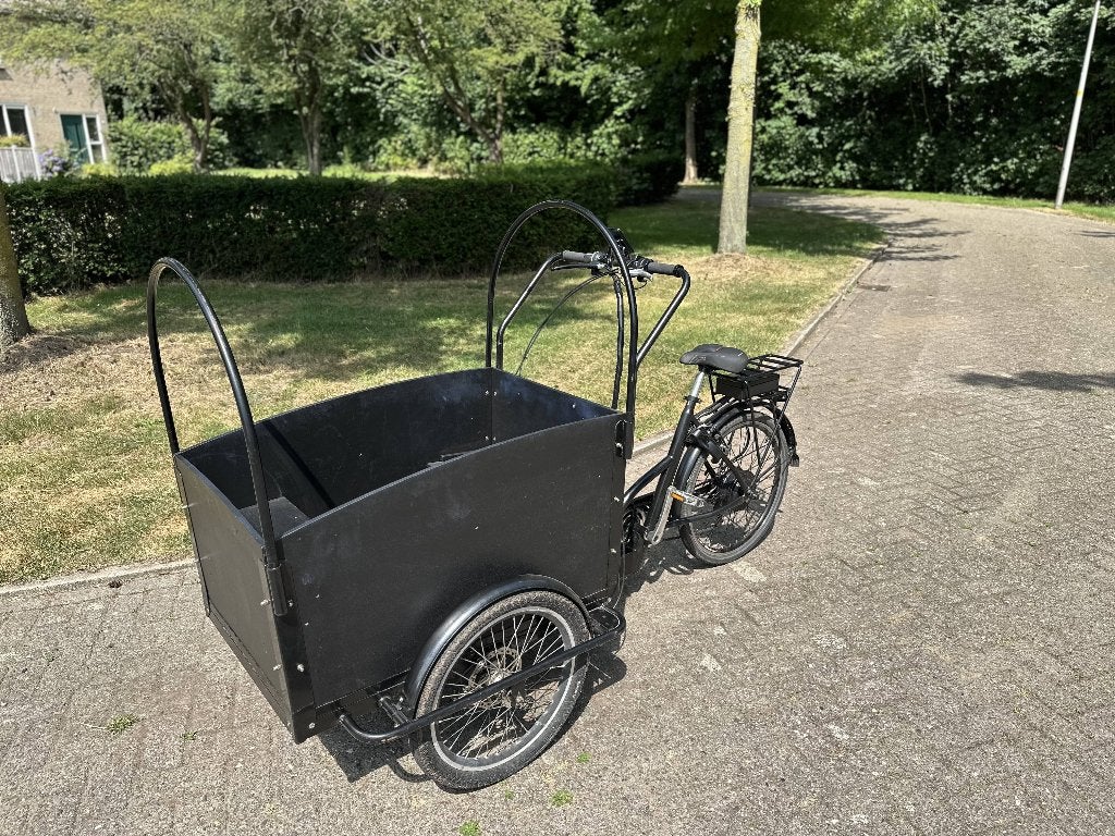 Electrische Bakfiets, Fietsen en Brommers, Fietsen | Bakfietsen, Gebruikt, 2 kinderen, Trommelrem, Ophalen