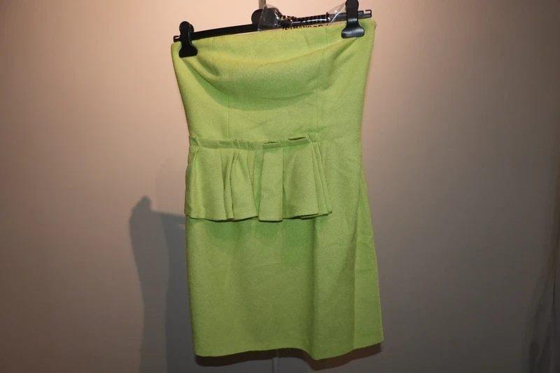 Moschino CheapandChic appel groene strepless jurk Nieuw 40, Kleding | Dames, Maat 38/40 (M), Verzenden, Nieuw, Moschino