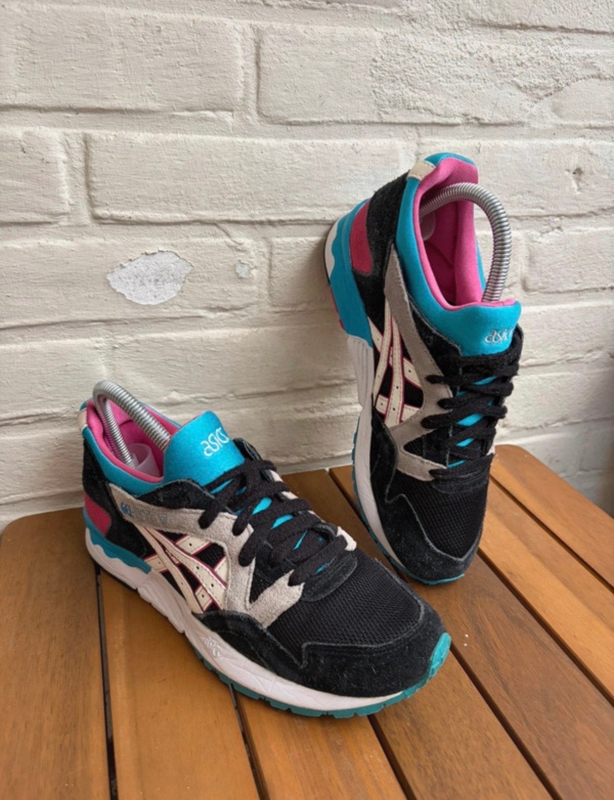 Asics Gel Lyte zwart/roze/blauw, Kleding | Dames, Schoenen, Zwart, Ophalen of Verzenden, Sneakers of Gympen, Gedragen