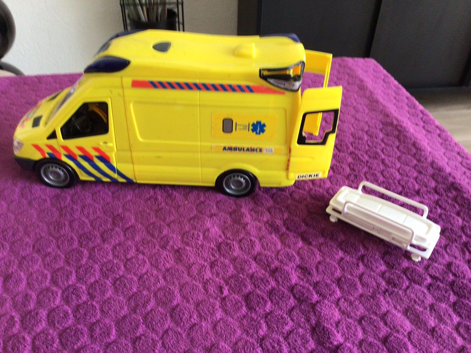 Speelgoed auto Ambulance, Ophalen, Gebruikt